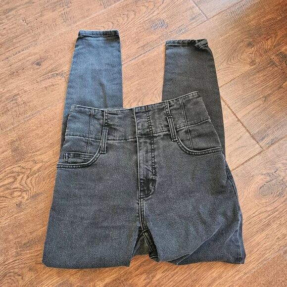 Current/Elliott The Corset Stiletto Jeans - Picture 1 of 8